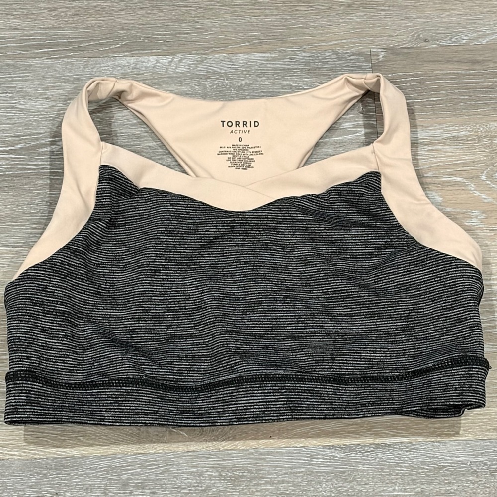Torrid Active Sports Bra Size 0 L Space Dye Black Peach Racerback Athletic Top